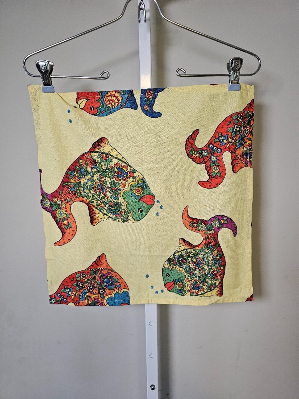 April Cornell Napkins Yellow Fish Print Cotton Dining x 8